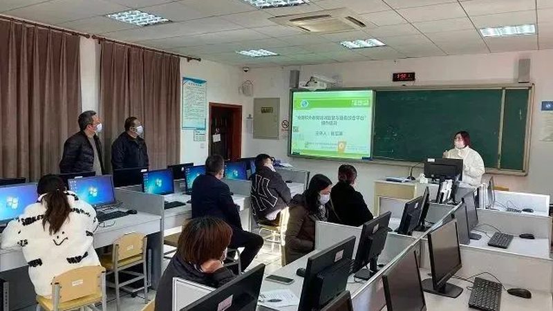 广州技能培训加盟条件揭秘：如何规避加盟风险**