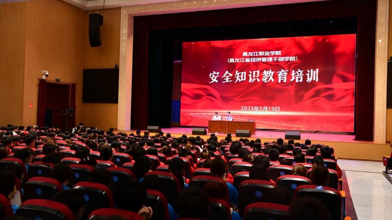 自考本科申请学位证，首先需要满足以下基本条件：